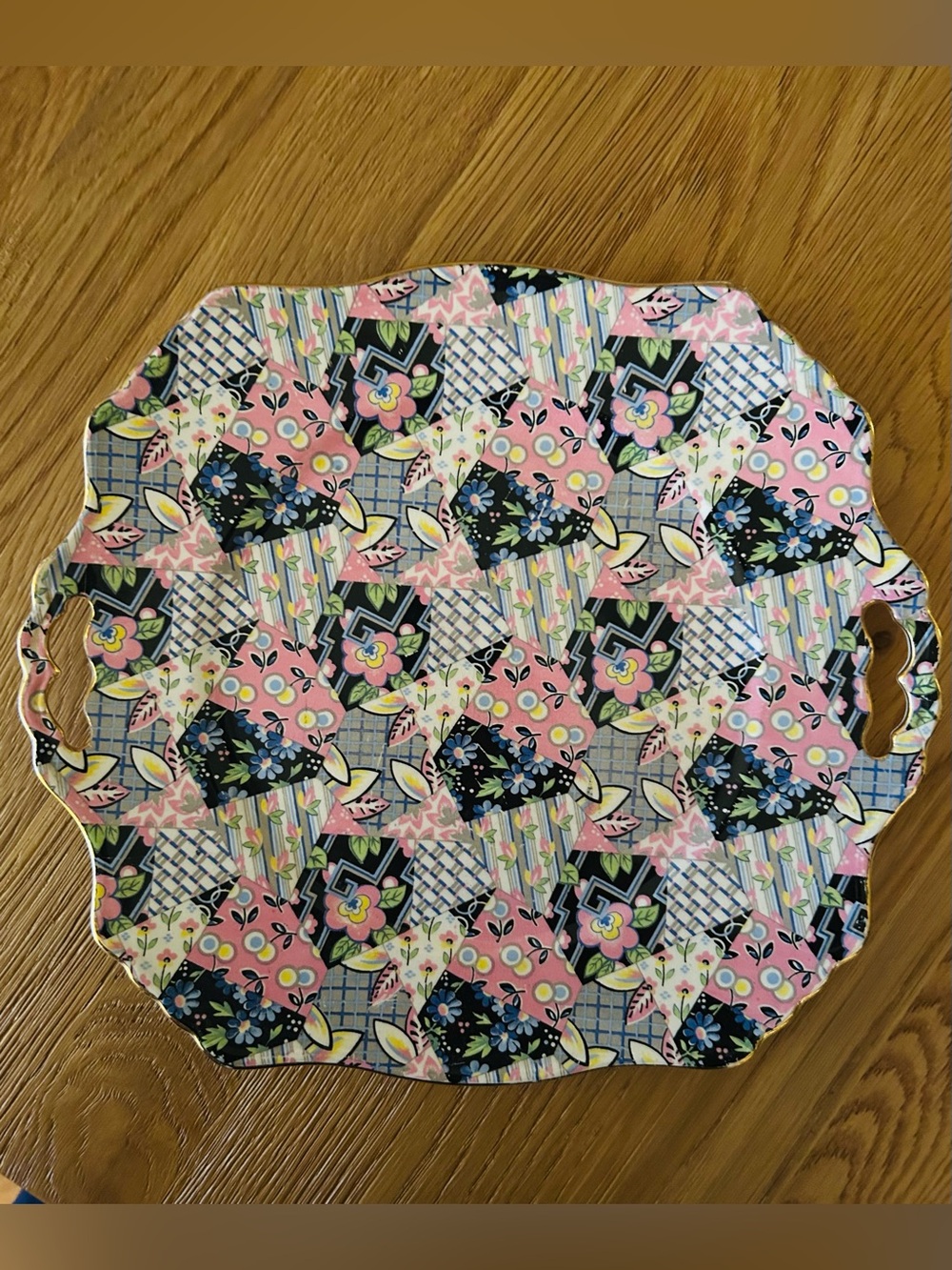 Royal Winton ‘quilt’ serving plate